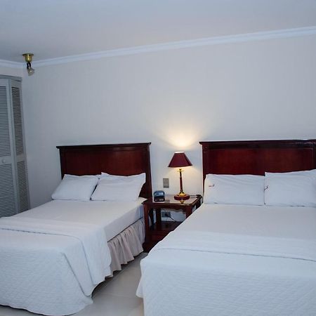 Apart Hotel Toborochi ซานตาครูซเดอลาเซียร์รา ภายนอก รูปภาพ