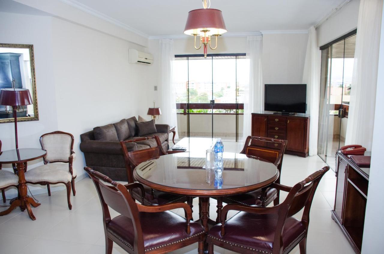 Apart Hotel Toborochi ซานตาครูซเดอลาเซียร์รา ภายนอก รูปภาพ