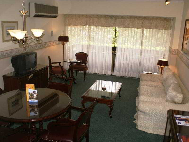 Apart Hotel Toborochi ซานตาครูซเดอลาเซียร์รา ภายนอก รูปภาพ