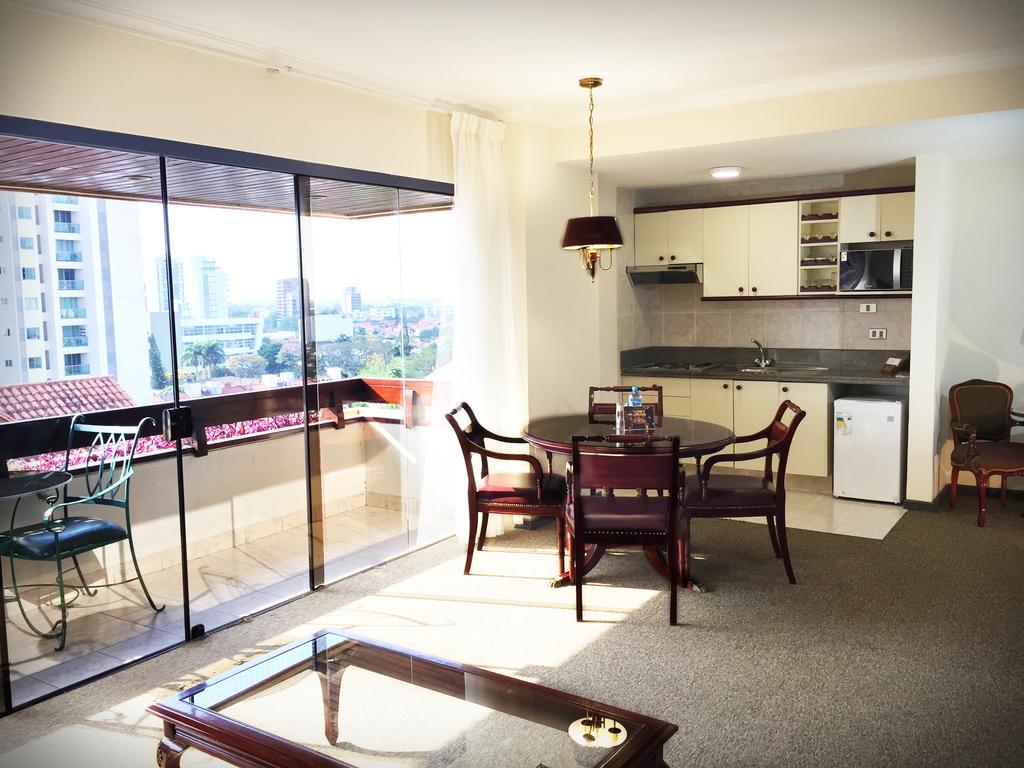 Apart Hotel Toborochi ซานตาครูซเดอลาเซียร์รา ภายนอก รูปภาพ