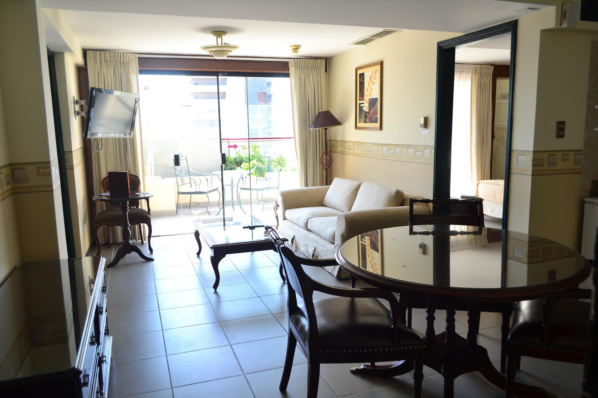 Apart Hotel Toborochi ซานตาครูซเดอลาเซียร์รา ภายนอก รูปภาพ