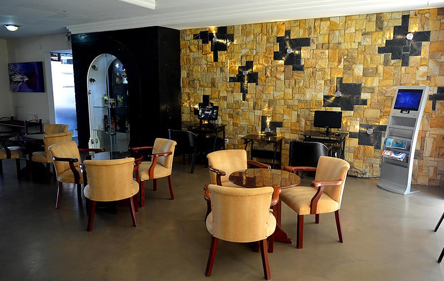 Apart Hotel Toborochi ซานตาครูซเดอลาเซียร์รา ภายนอก รูปภาพ